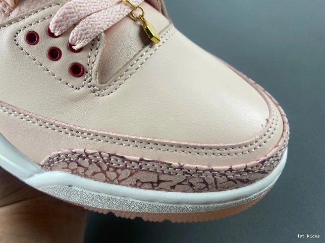 1st Kicks Jordan (W) Air Valentines Day 3 HJ0178-600 0803